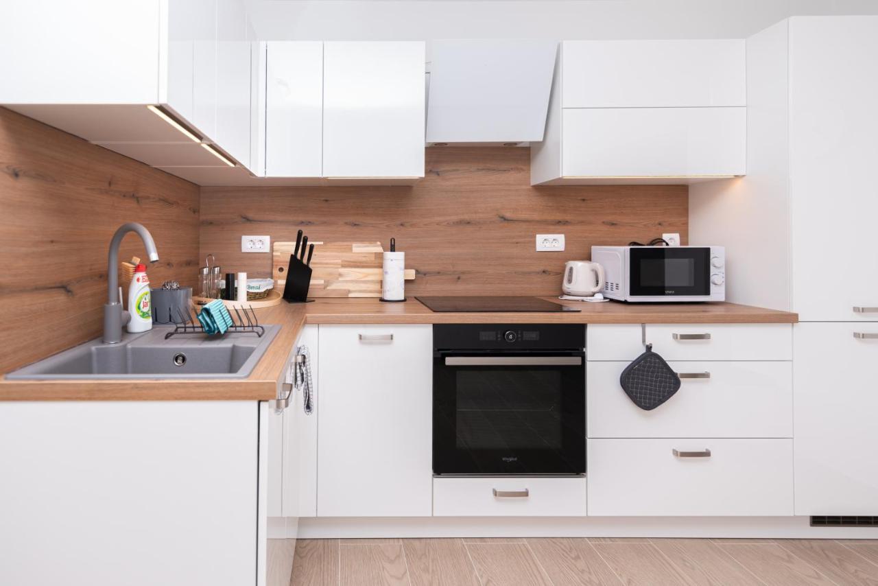 Apartment Emmi Omiš Eksteriør bilde